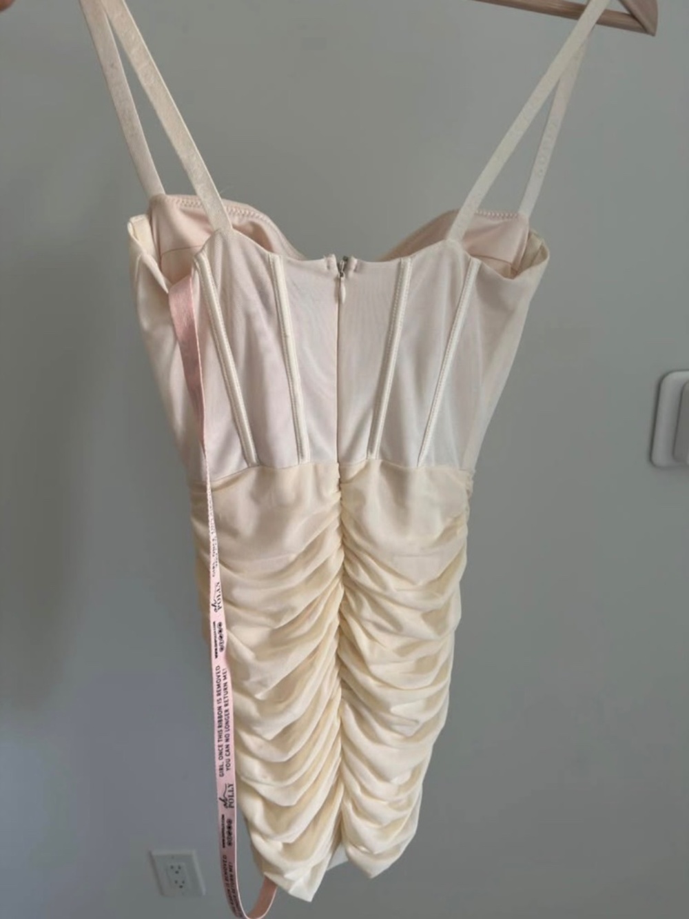Oh Polly Dress - Brand New Never Worn - Picture 3 of 3